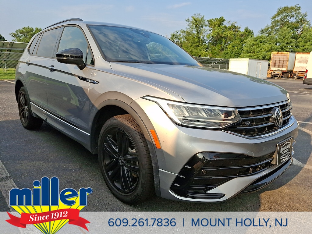 Certified 2022 Volkswagen Tiguan 2.0T SE R-Line Black Sport Utility