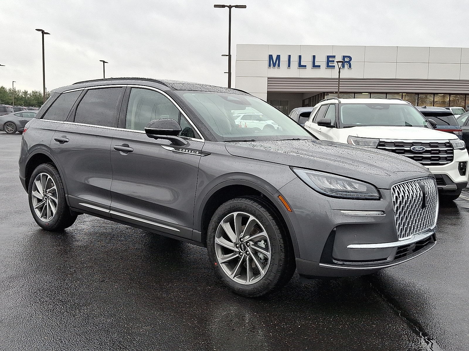 2026 Lincoln Corsair Premiere's photo