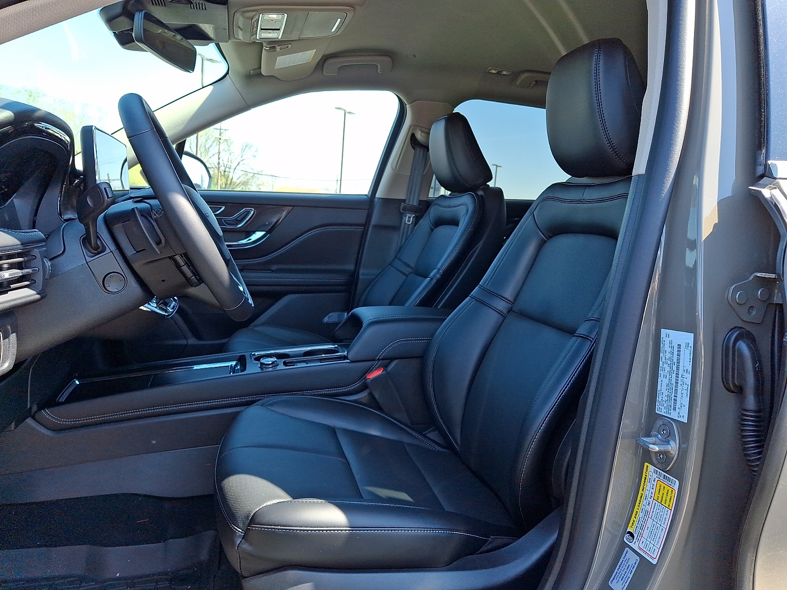 2026 Lincoln Corsair Premiere - Photo 7