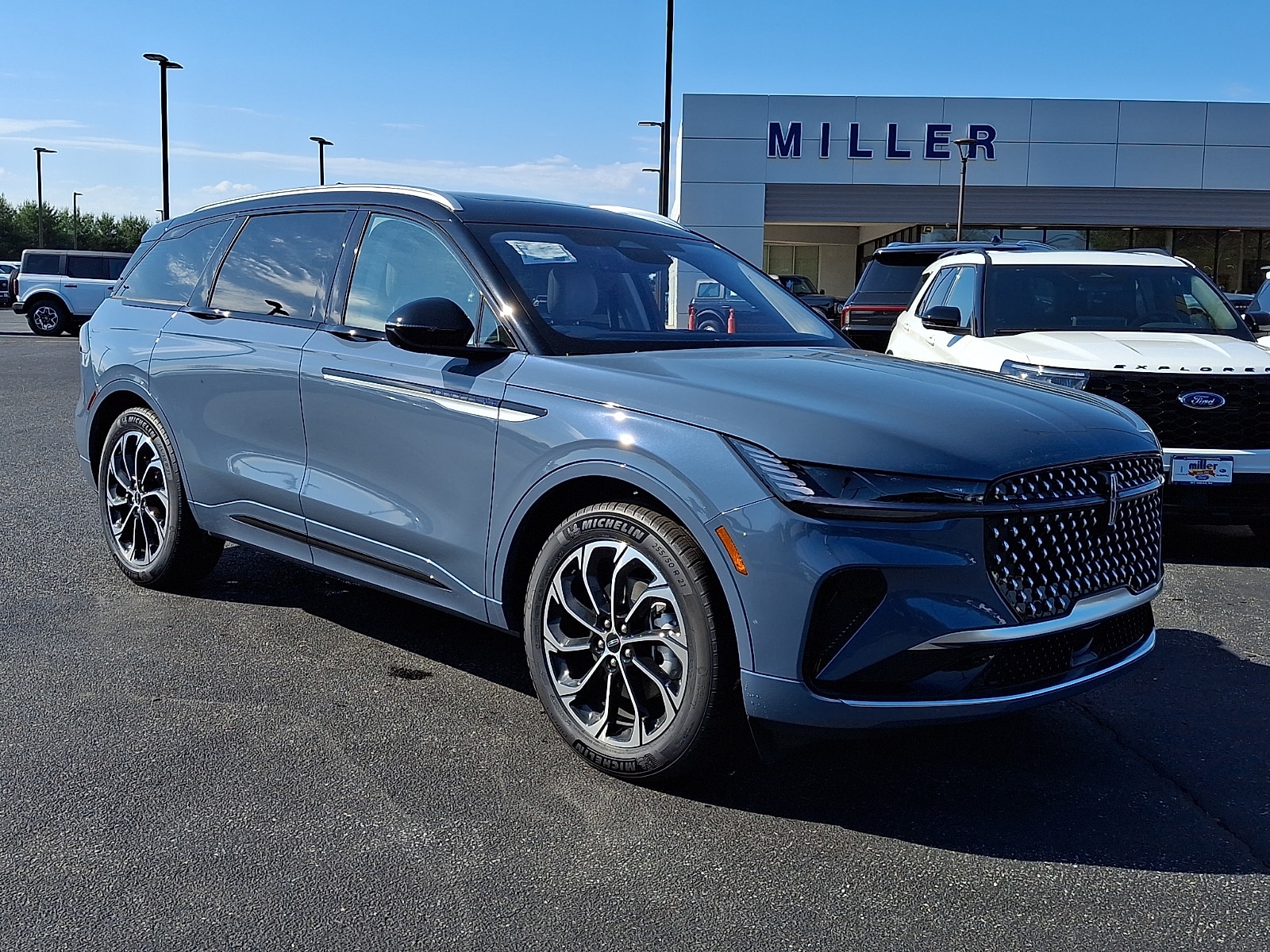 2026 Lincoln Nautilus Reserve AWD's photo