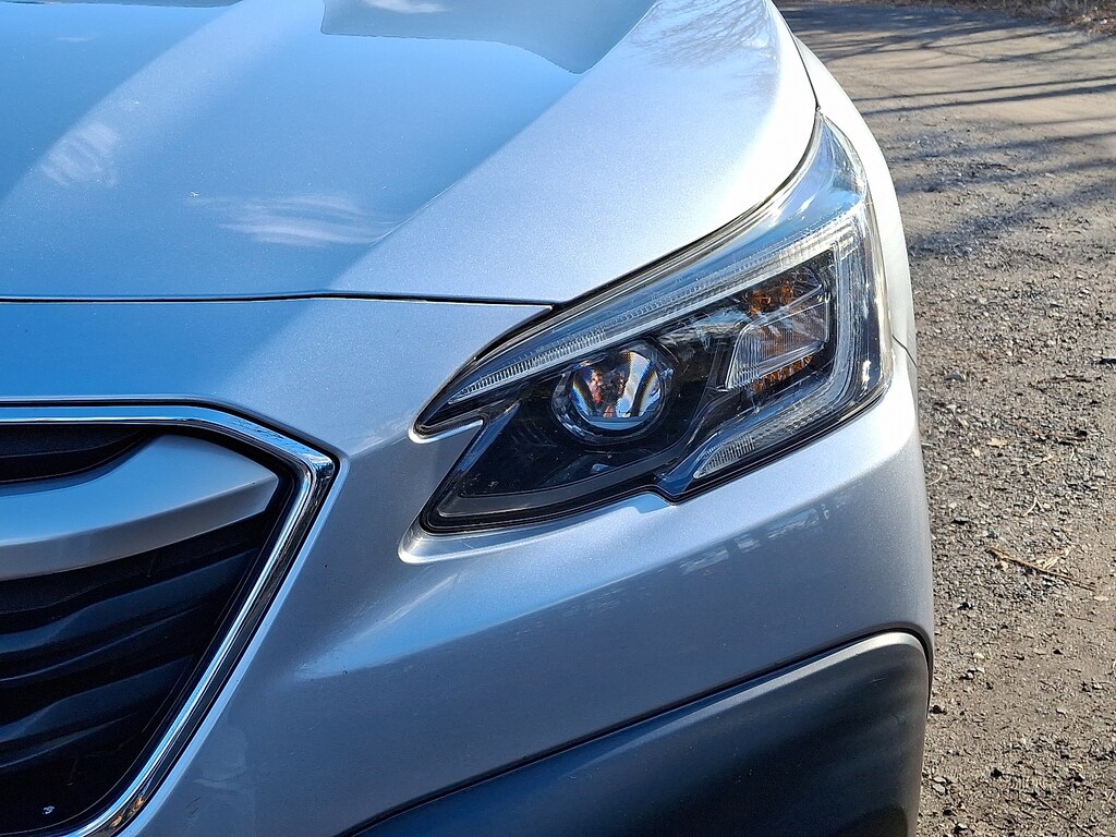 Used 2021 Subaru Outback Premium Sport Utility