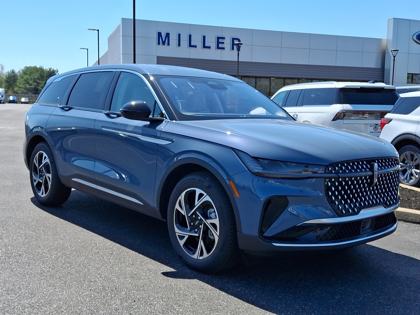 2026 Lincoln Nautilus Premiere AWD's photo