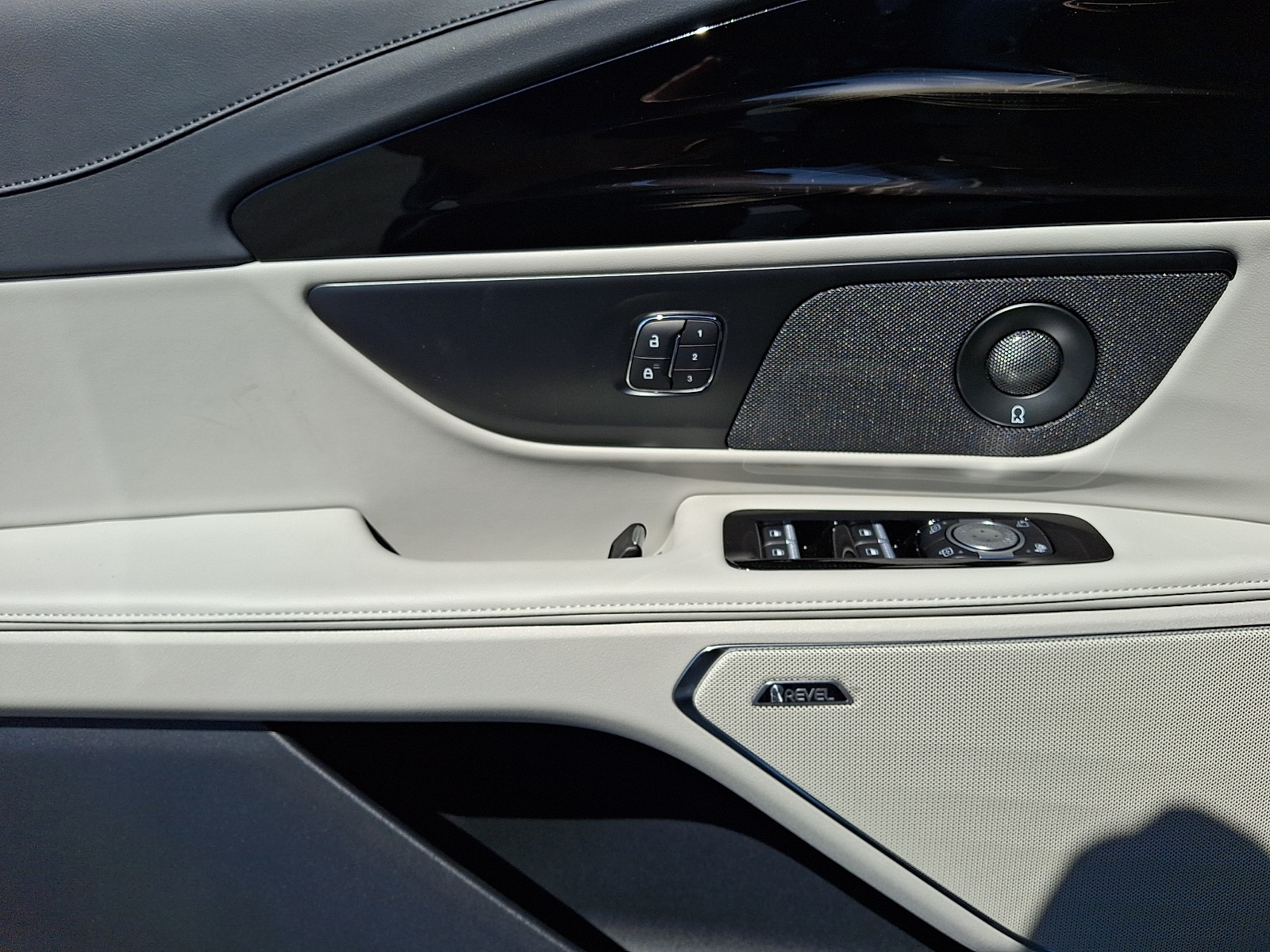 2026 Lincoln Nautilus Premiere - Photo 7