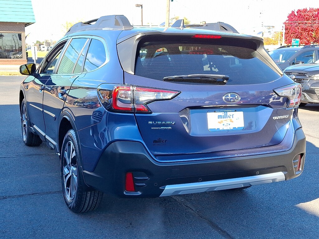Used 2021 Subaru Outback Limited Sport Utility