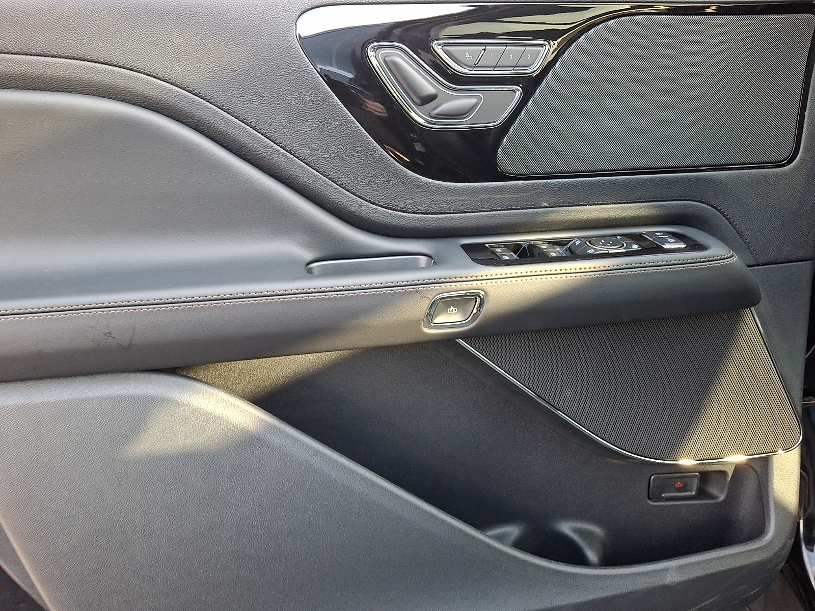 2026 Lincoln Aviator Premiere - Photo 7