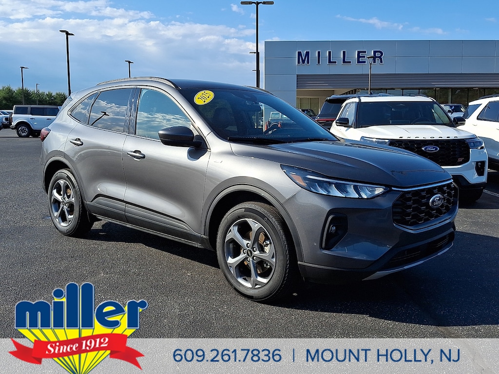 Certified 2025 Ford Escape ST-Line Select Sport Utility