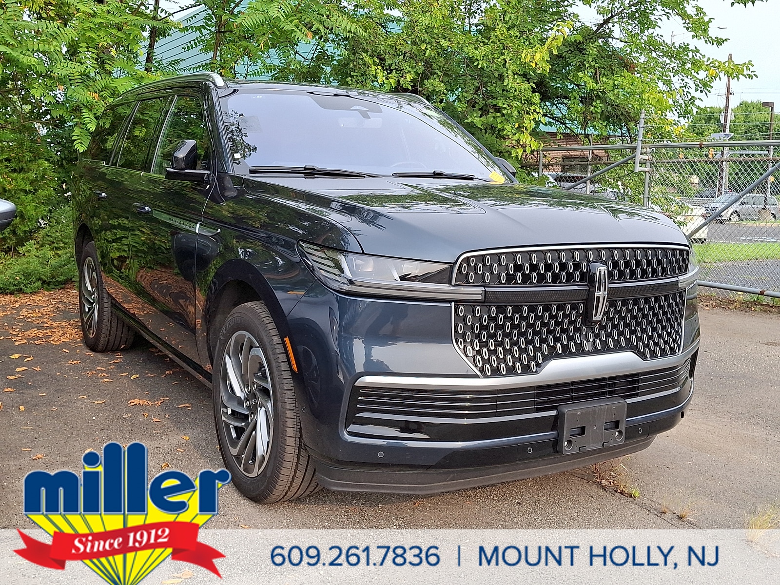 2025 Lincoln Navigator