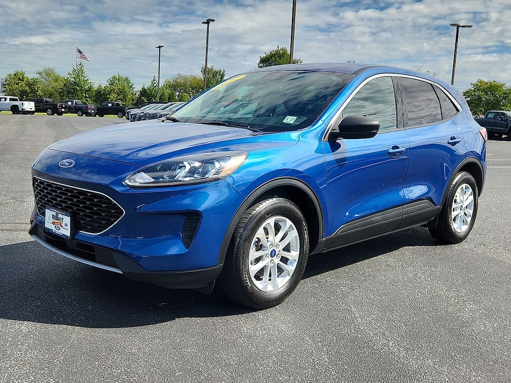 Certified 2022 Ford Escape SE Sport Utility