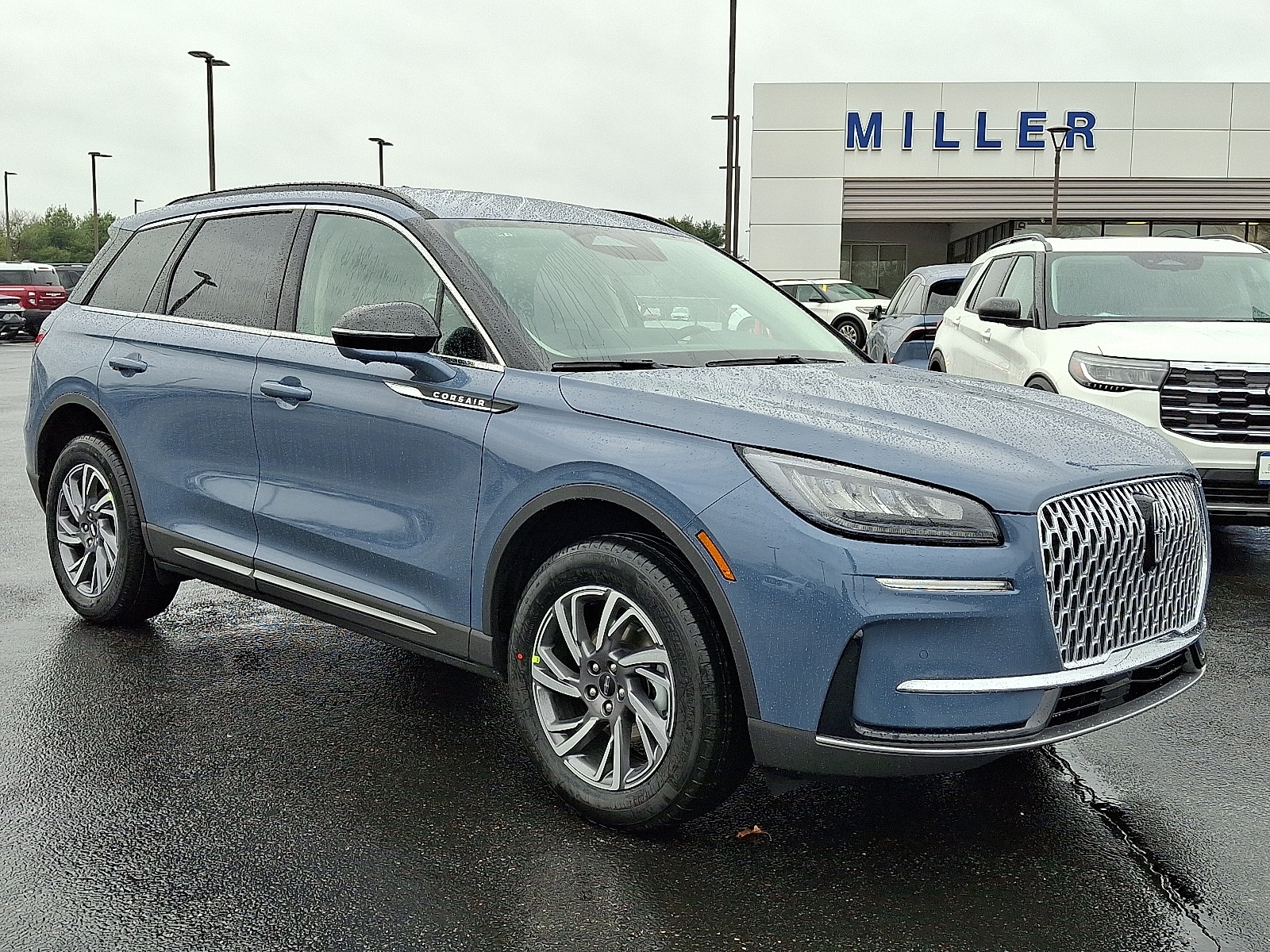 2026 Lincoln Corsair Premiere's photo