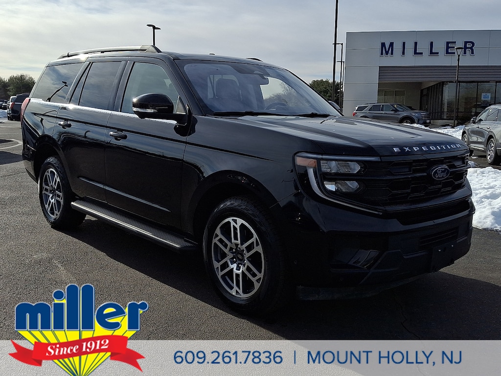 Used 2025 Ford Expedition Active Sport Utility