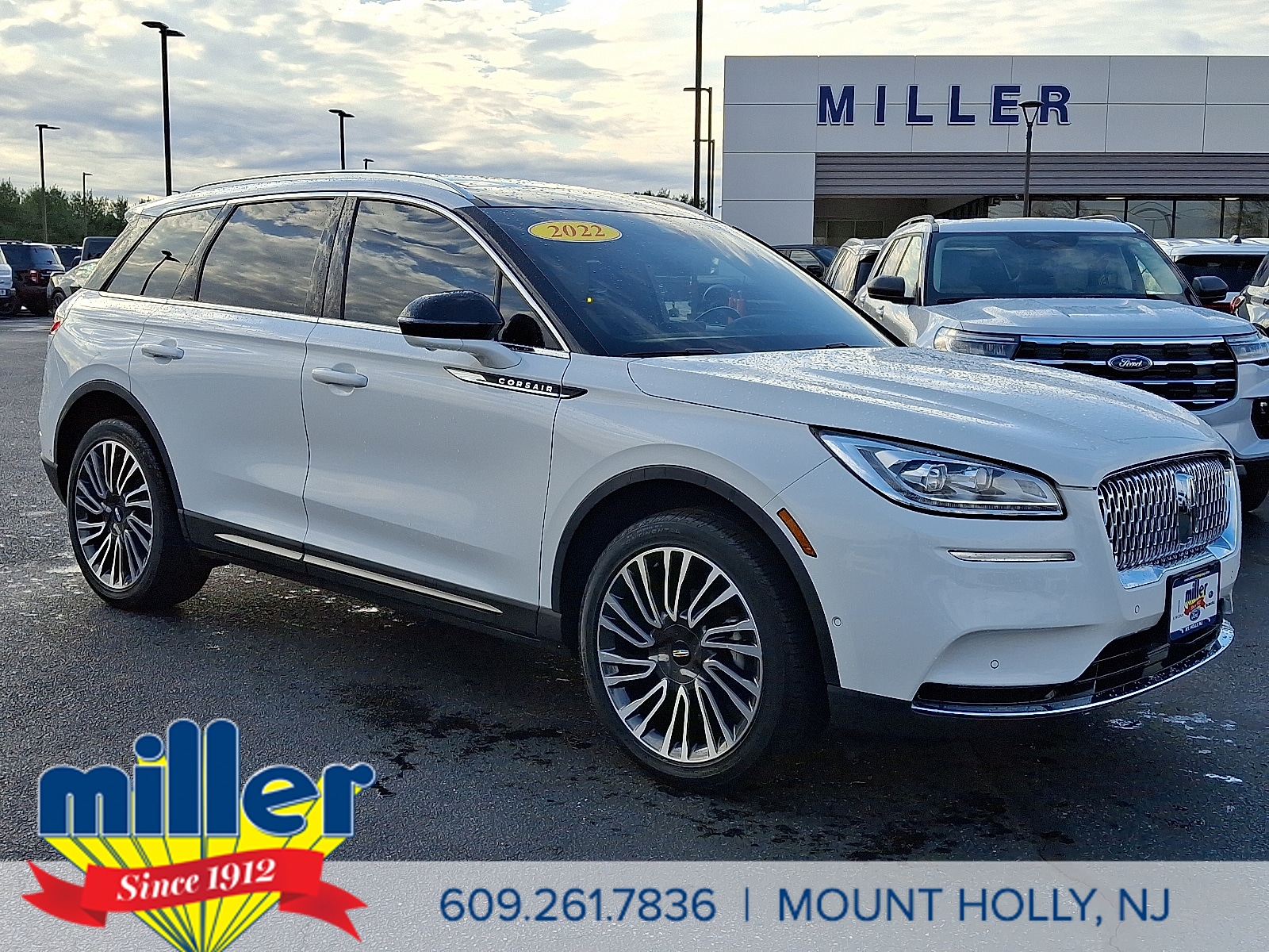 2022 Lincoln Corsair Reserve's photo