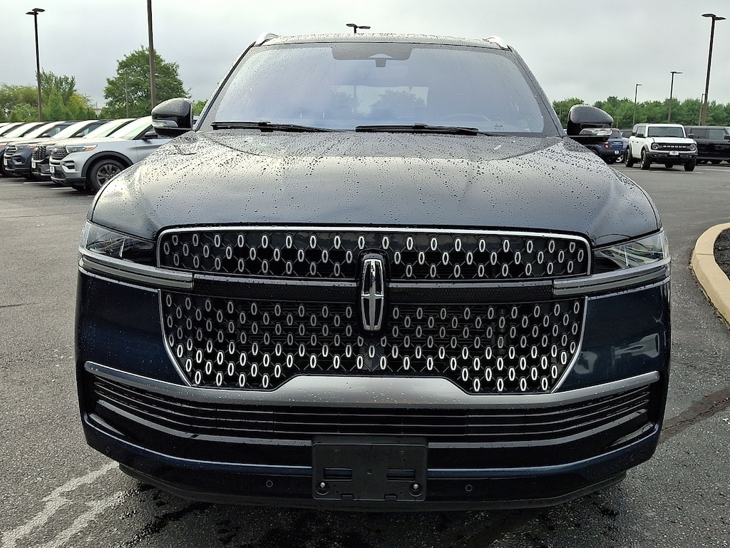Used 2025 Lincoln Navigator Reserve Sport Utility
