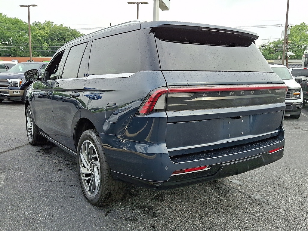 Used 2025 Lincoln Navigator Reserve Sport Utility
