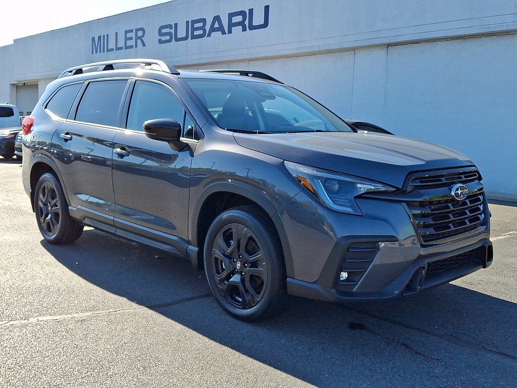 Used 2025 Subaru Ascent Onyx Edition Limited 7-Passenger Sport Utility