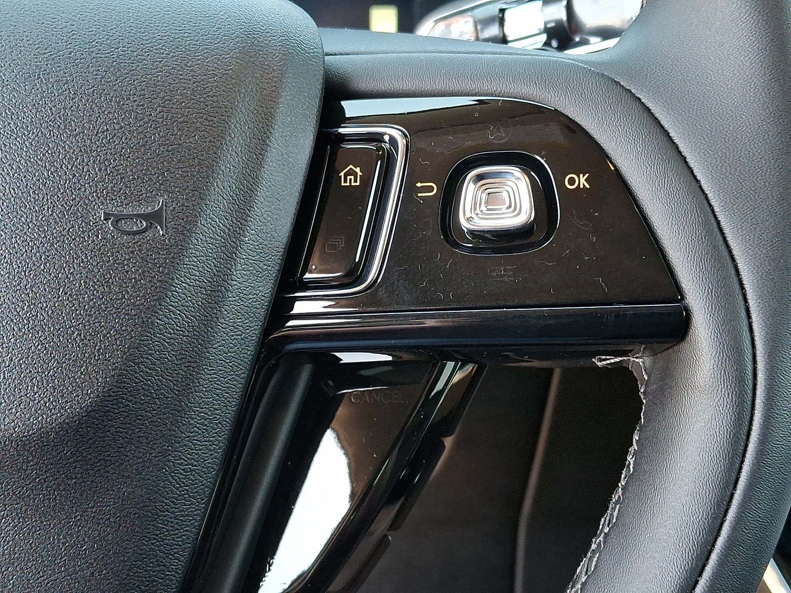 2026 Lincoln Corsair Premiere - Photo 13