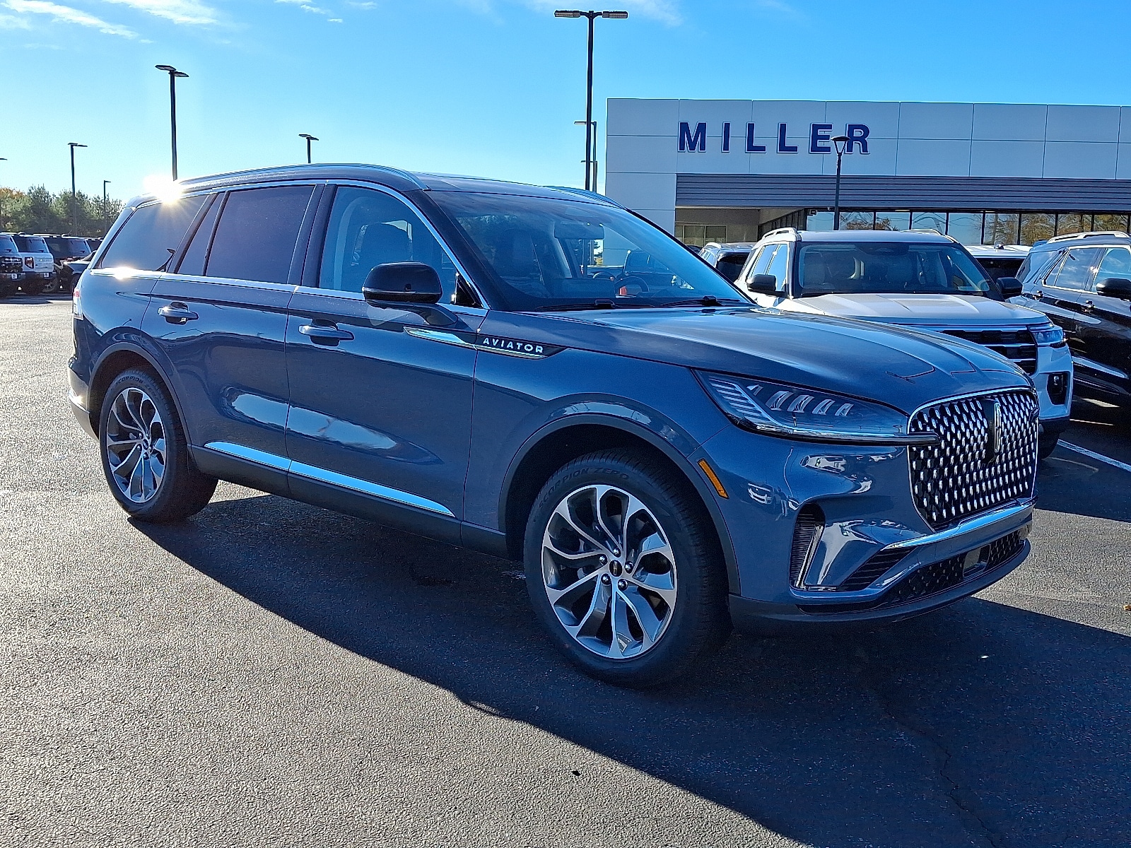 2025 Lincoln Aviator Reserve's photo