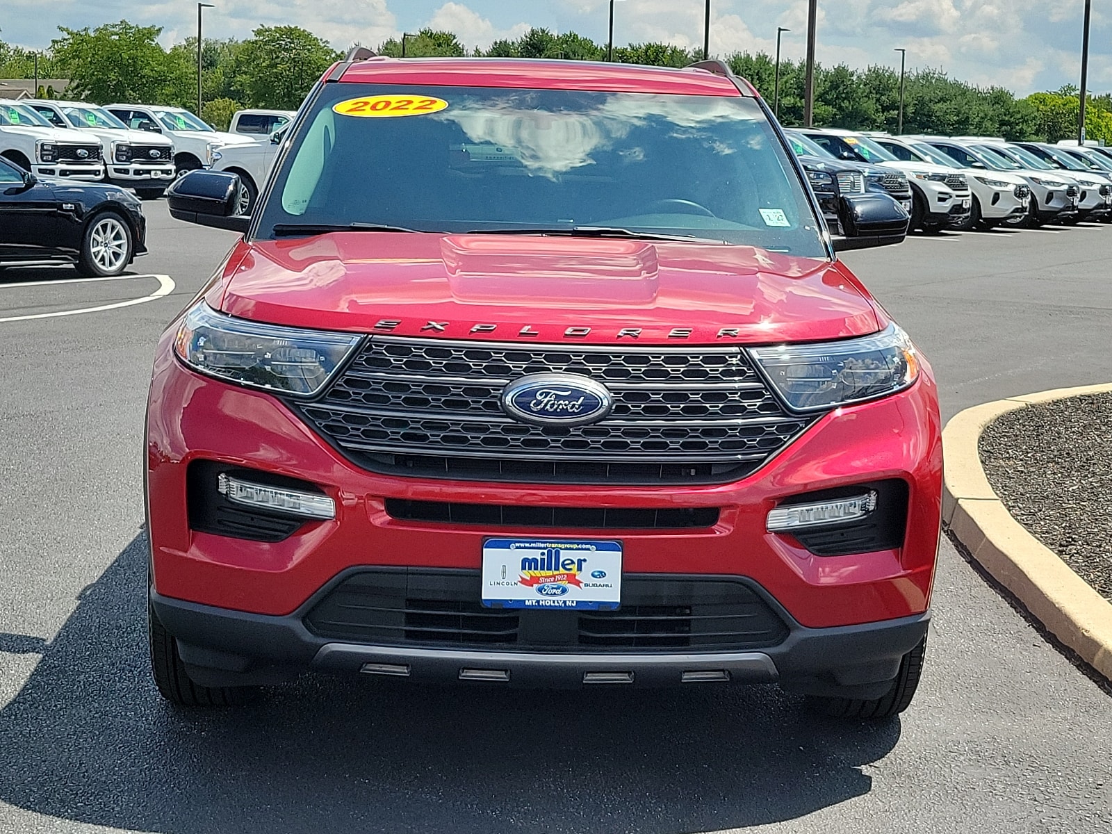 Used 2022 Ford Explorer XLT with VIN 1FMSK8DH5NGA17808 for sale in Lumberton, NJ