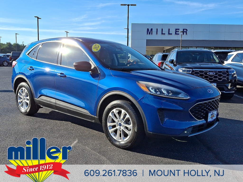 Certified 2022 Ford Escape SE Sport Utility