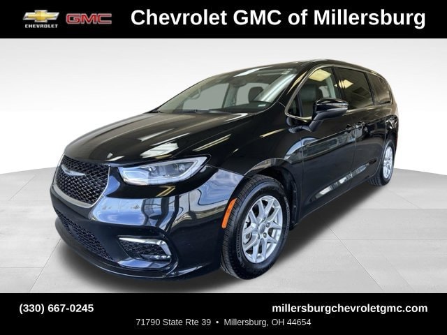 Used 2023 Chrysler Pacifica Touring L with VIN 2C4RC1BG0PR532444 for sale in Millersburg, OH