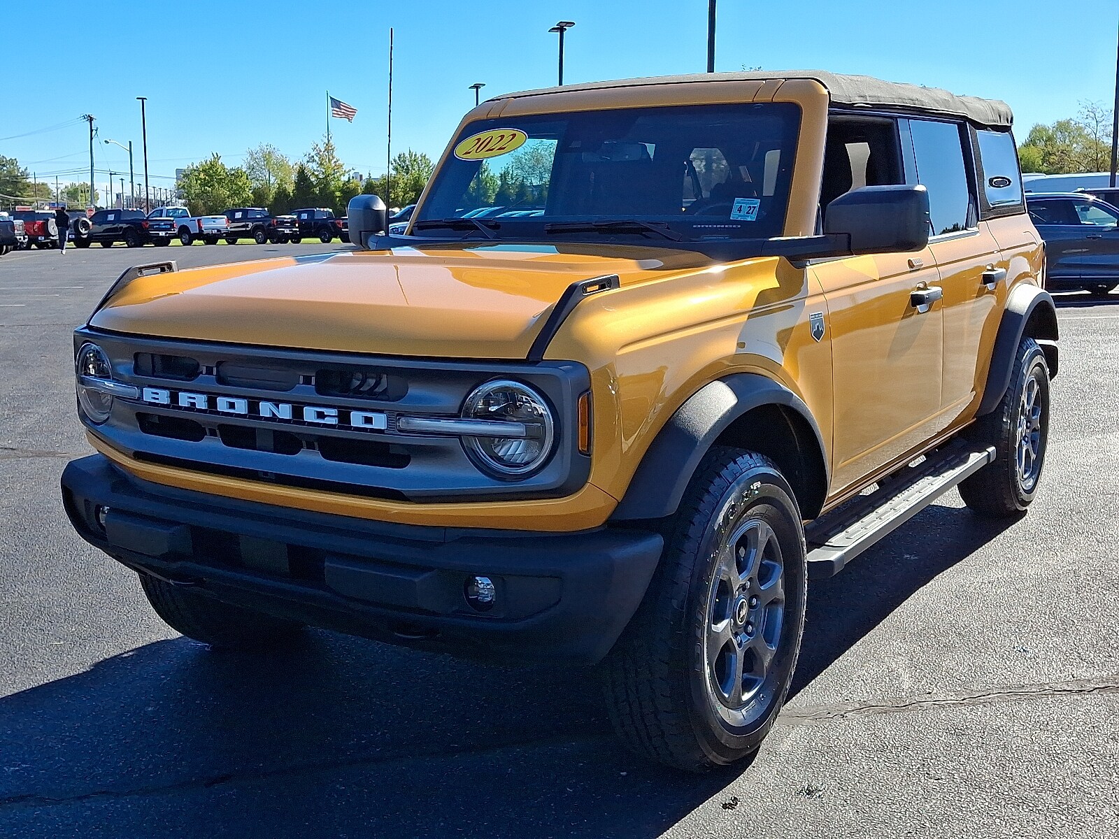 2022 Ford Bronco Big Bend photo 3