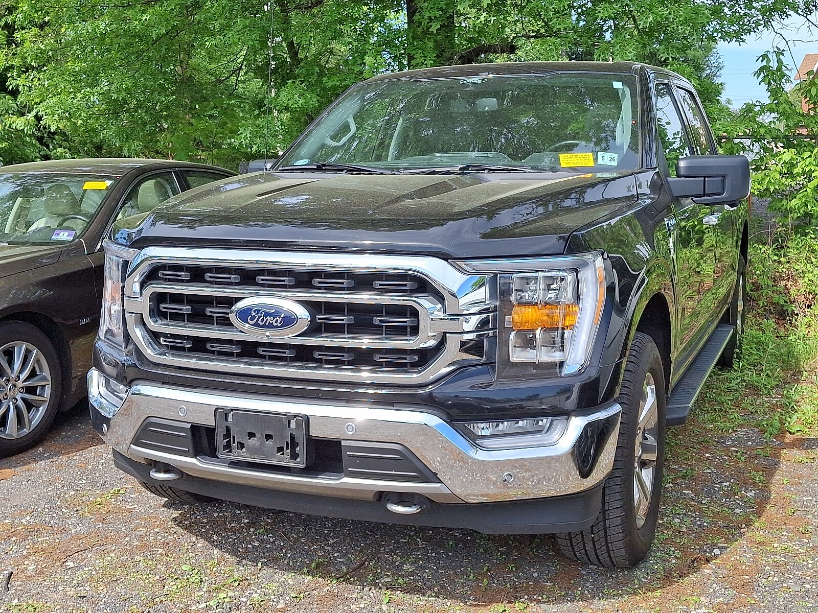 2021 Ford F-150 XLT photo 3