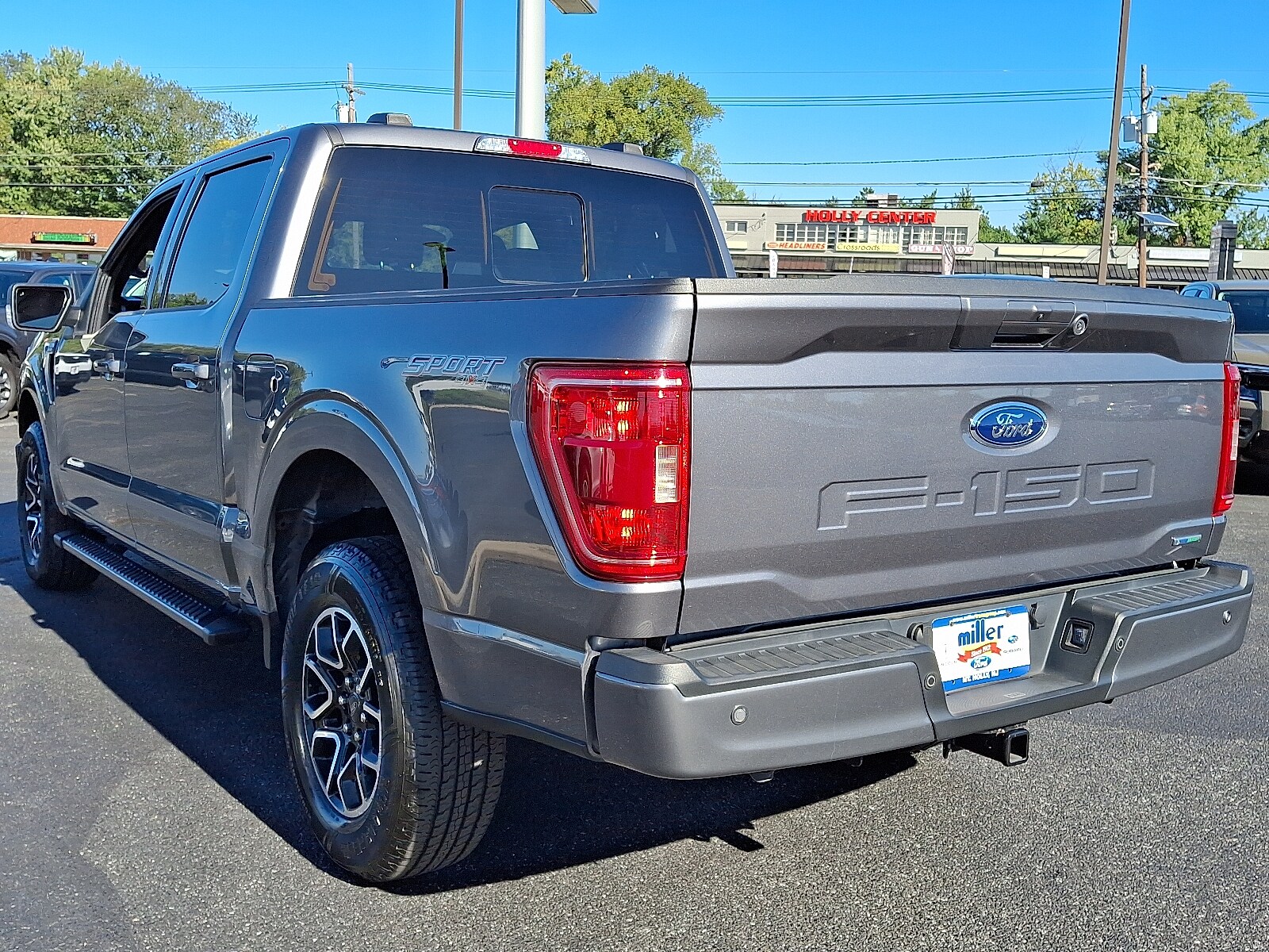 2022 Ford F-150 XLT photo 3