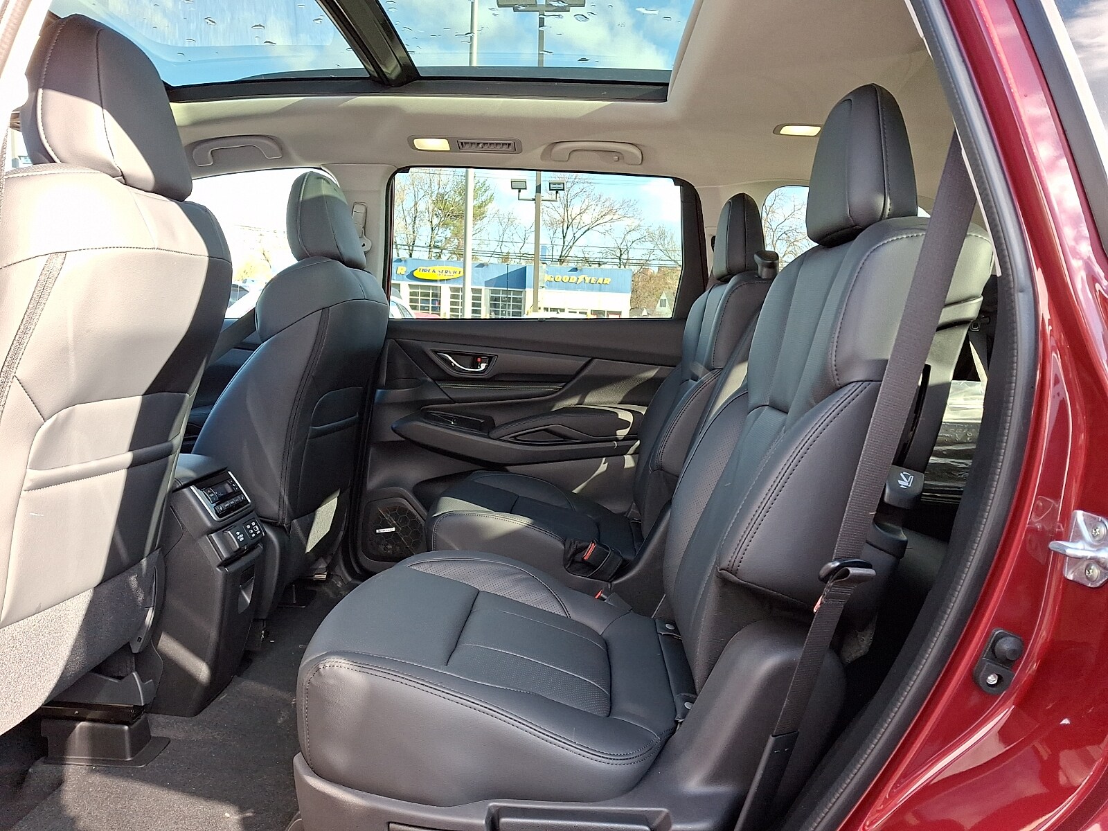 2026 Subaru Ascent Onyx Edition-Touring - Photo 6