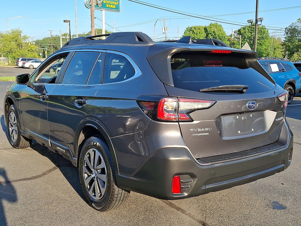 Used 2020 Subaru Outback Premium Sport Utility