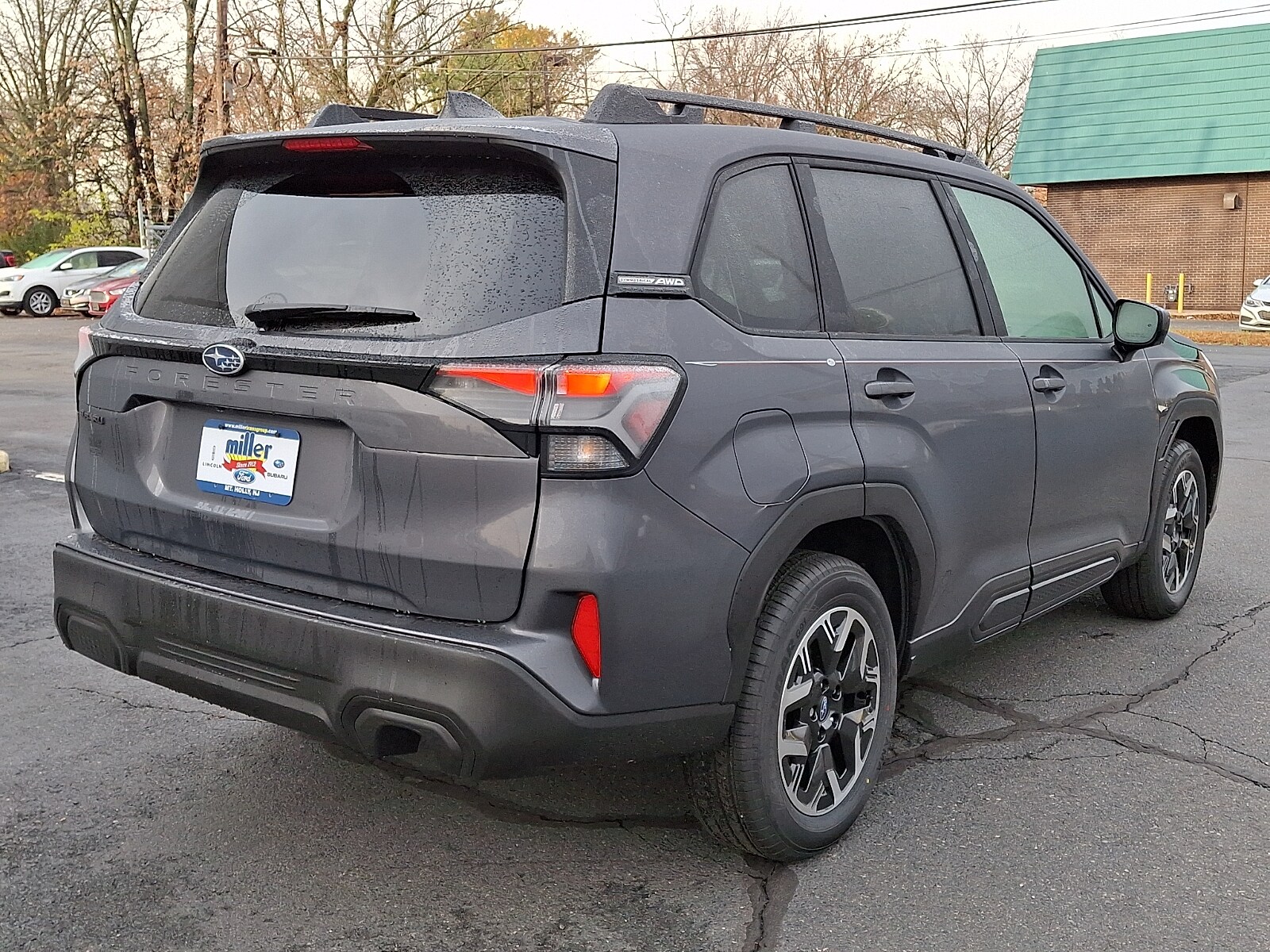 2025 Subaru Forester Premium Base photo 3