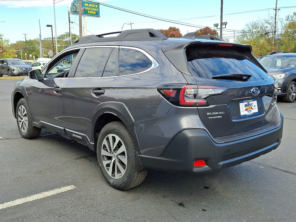 New 2025 Subaru Outback Premium SUV