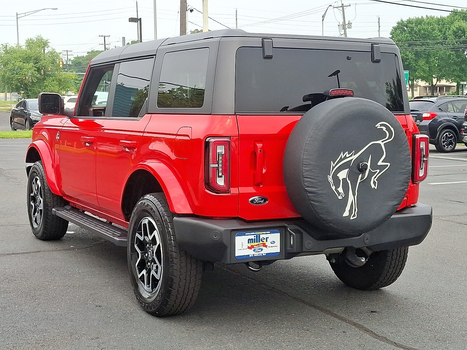 2023 Ford Bronco Outer Banks photo 4