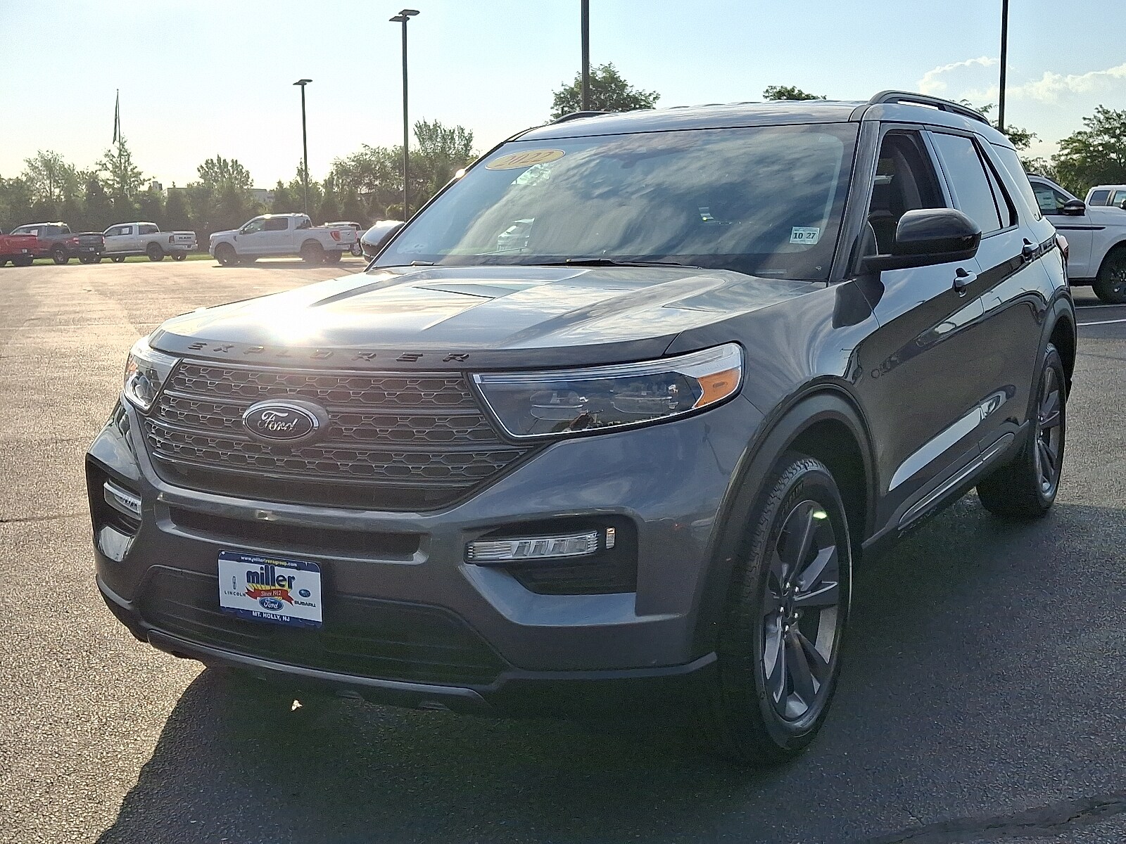 2022 Ford Explorer XLT photo 2