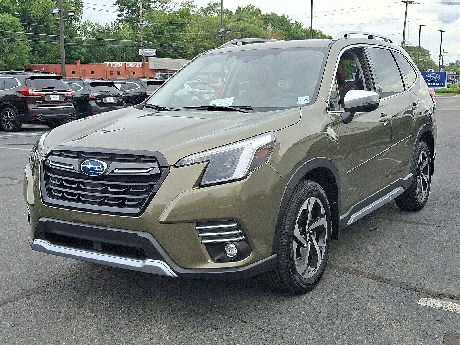 2023 Subaru Forester Touring photo 2