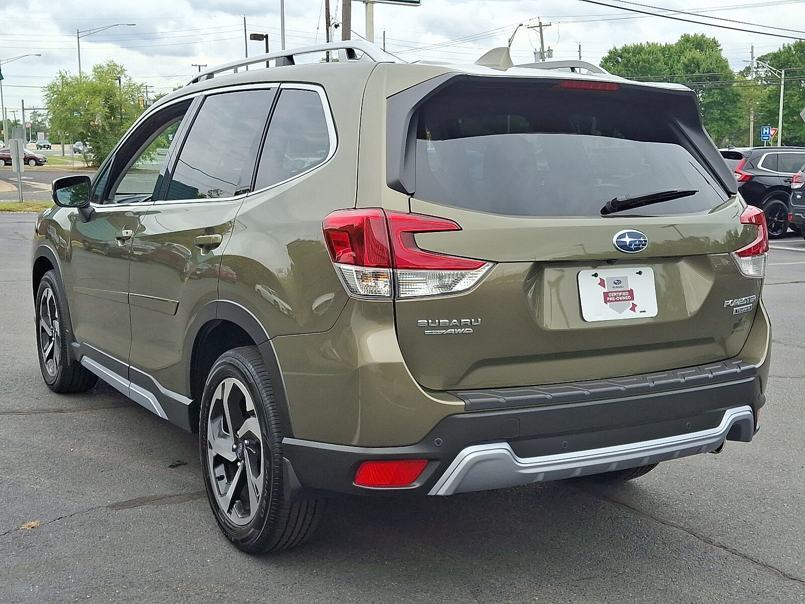 2023 Subaru Forester Touring photo 3