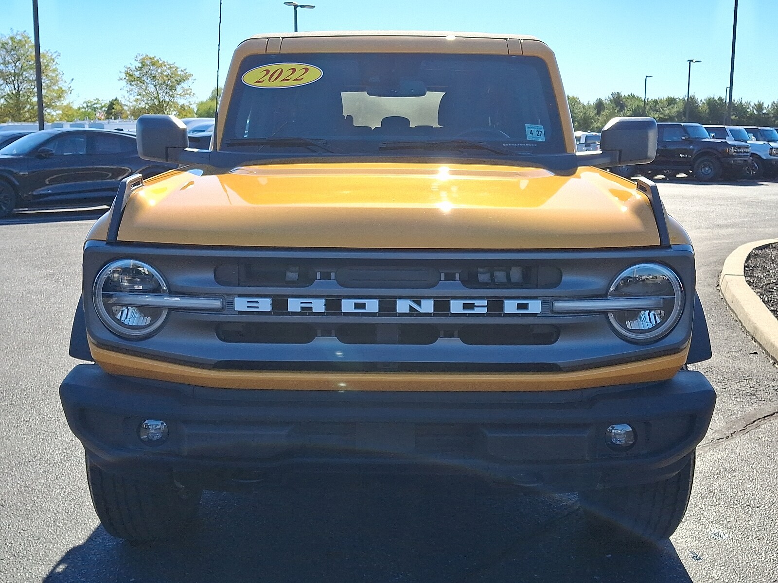 2022 Ford Bronco Big Bend photo 2