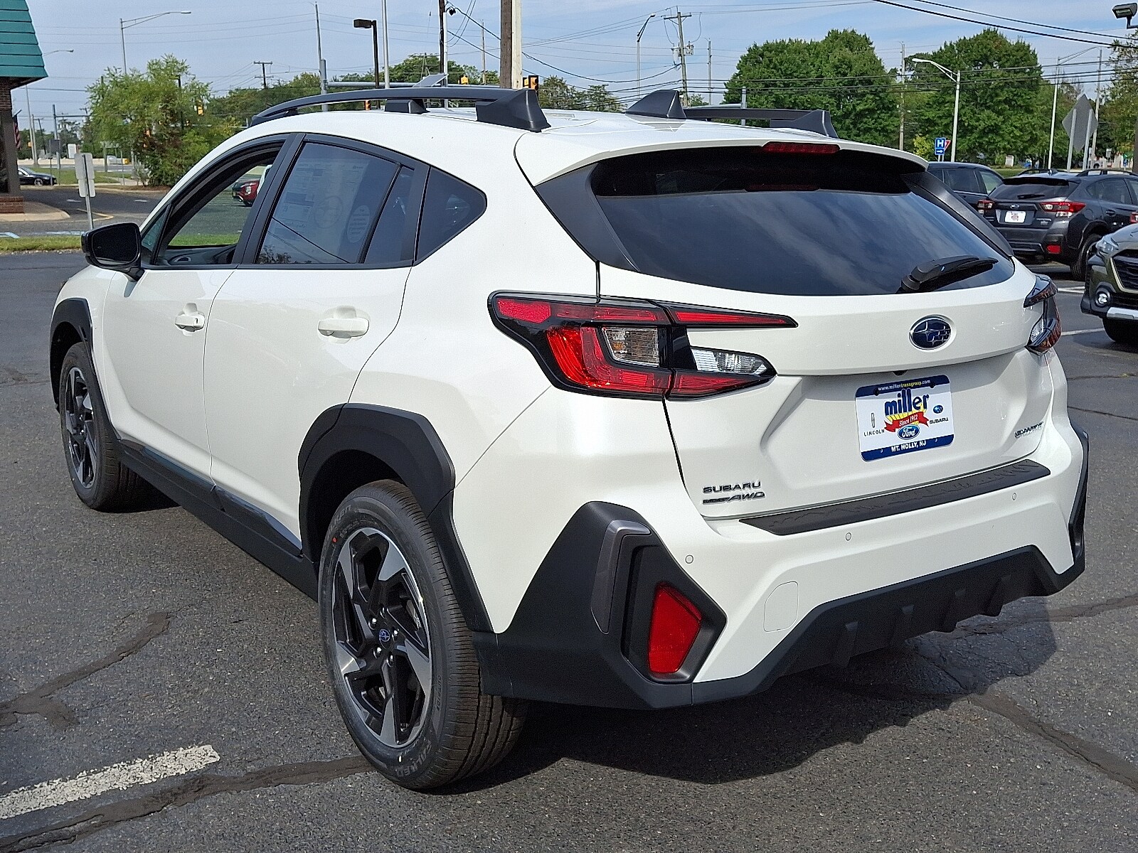 2025 Subaru Crosstrek Limited photo 2