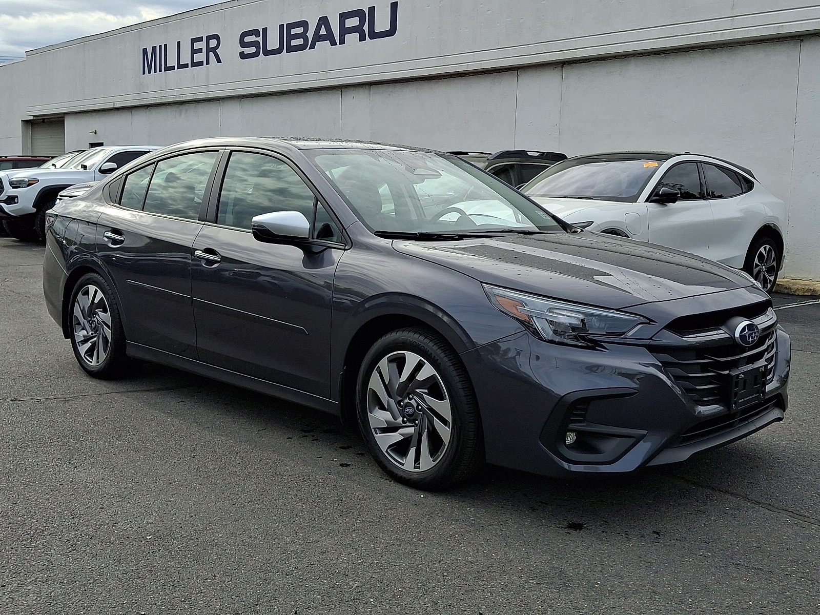 2023 Subaru Legacy Touring XT's photo