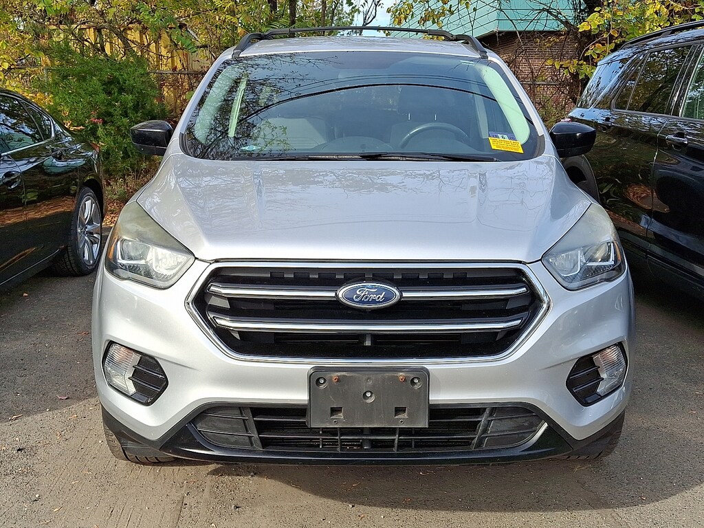 Used 2017 Ford Escape SE Sport Utility