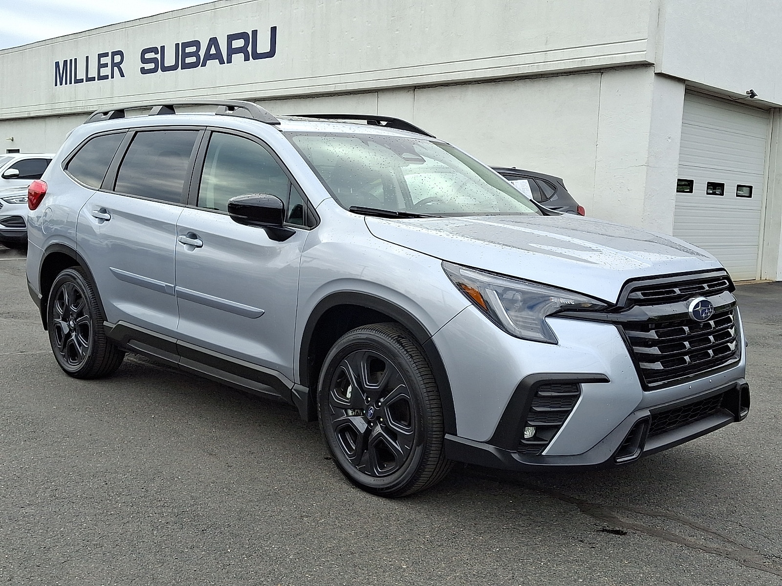 2025 Subaru Ascent Onyx Edition-Touring 7 Passenger's photo