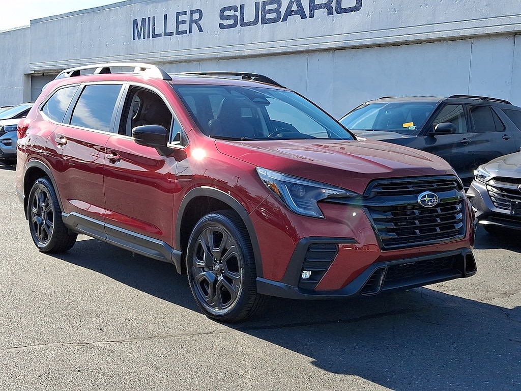 Certified 2025 Subaru Ascent Onyx Edition 7-Passenger Sport Utility