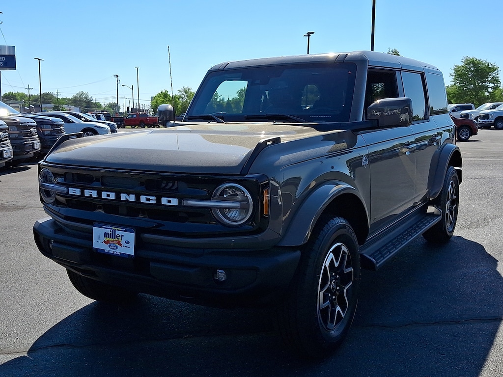 Used 2025 Ford Bronco Outer Banks Sport Utility