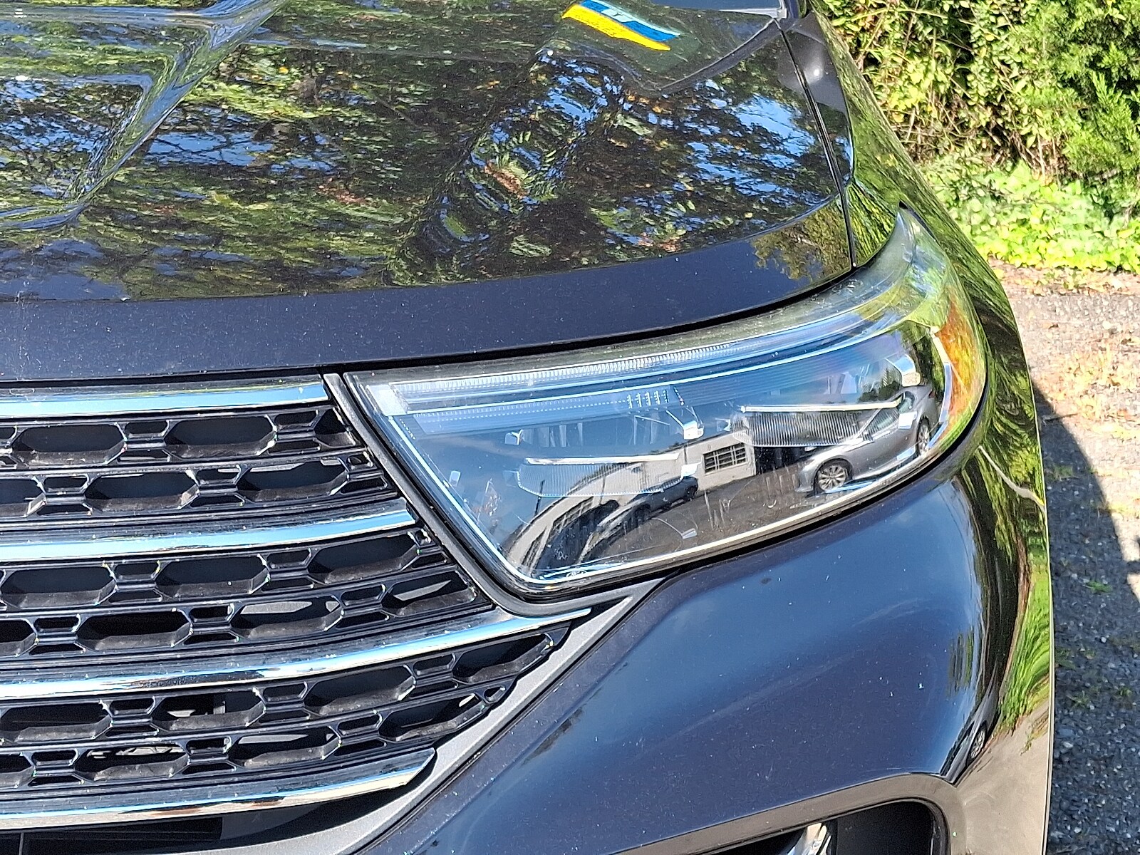 2020 Ford Explorer XLT photo 3