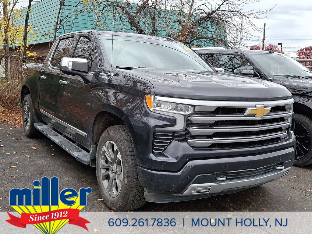 Used 2024 Chevrolet Silverado 1500 4WD Crew Cab Short Bed High Country Crew Cab