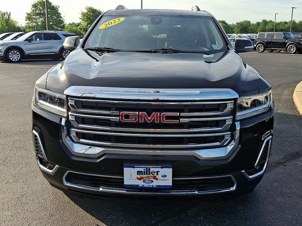 Used 2023 GMC Acadia FWD SLT Sport Utility