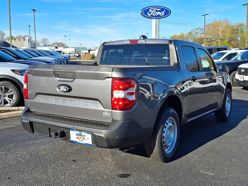 Used 2025 Ford Maverick XL Crew Cab