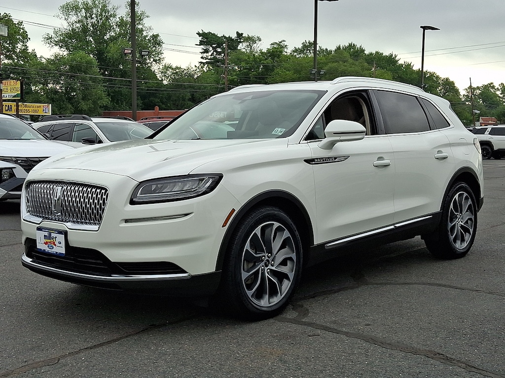 Used 2023 Lincoln Nautilus Reserve Sport Utility