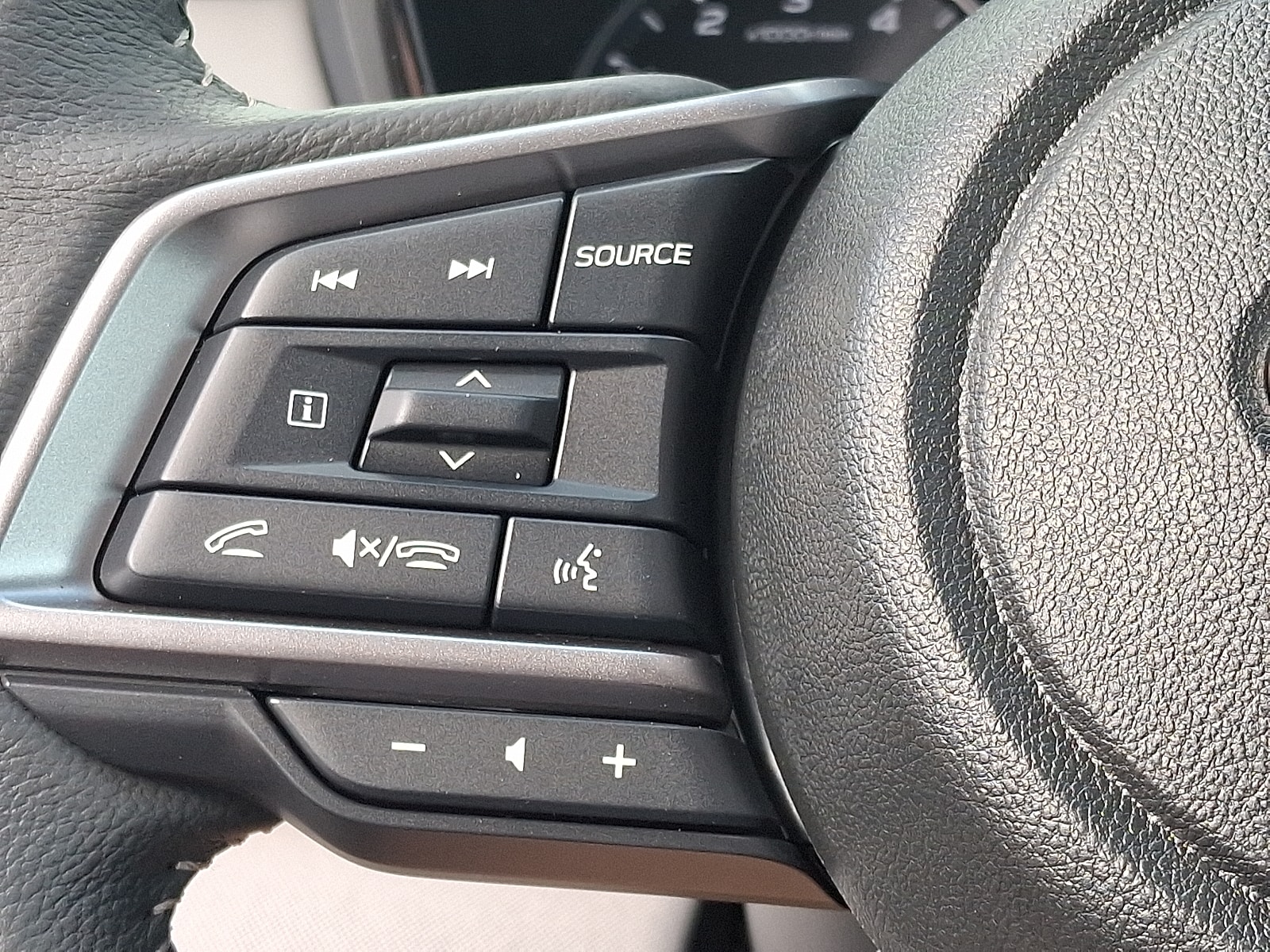 2025 Subaru Legacy Premium - Photo 12