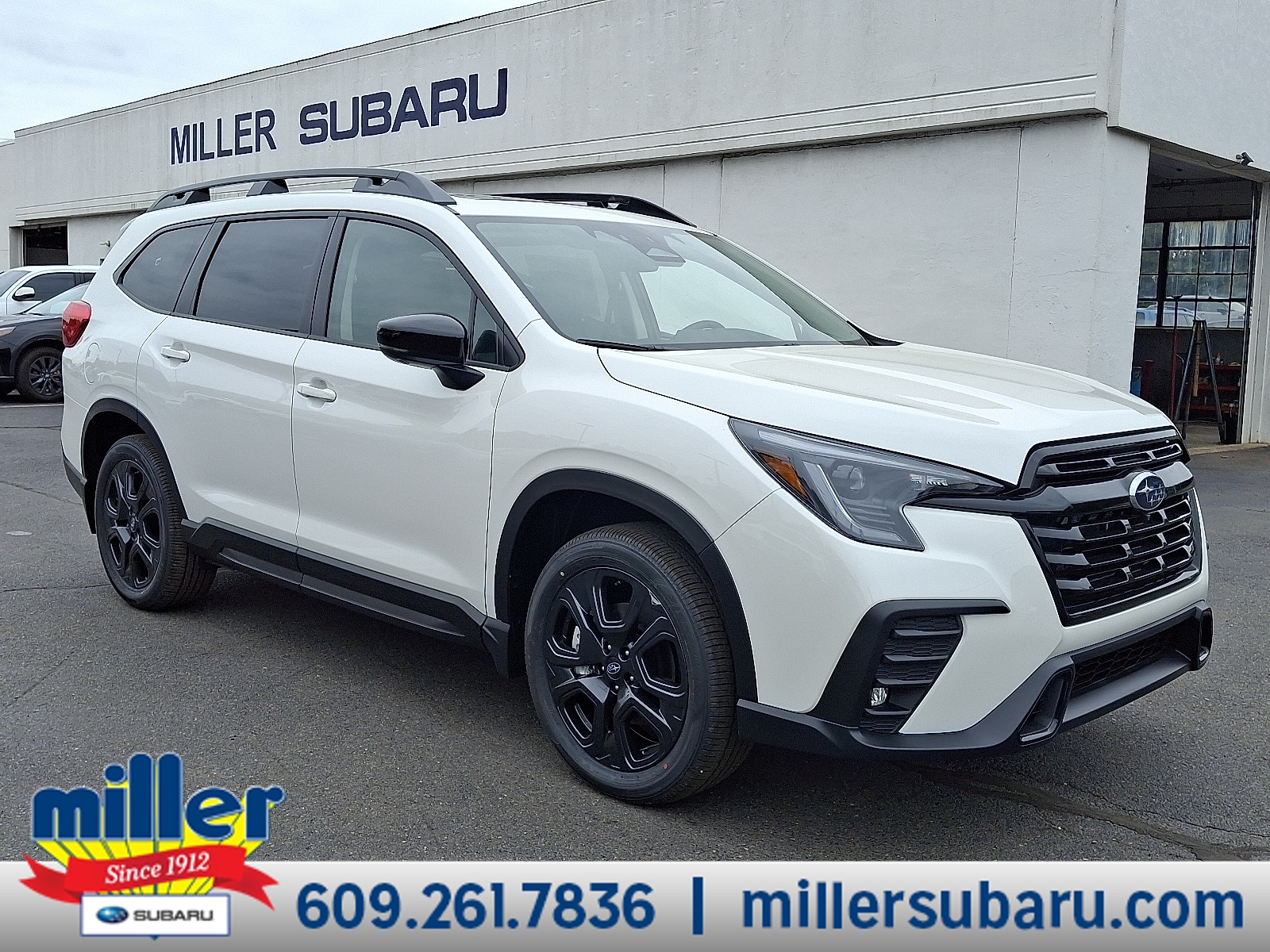 2025 Subaru Ascent Onyx Edition-Touring's photo