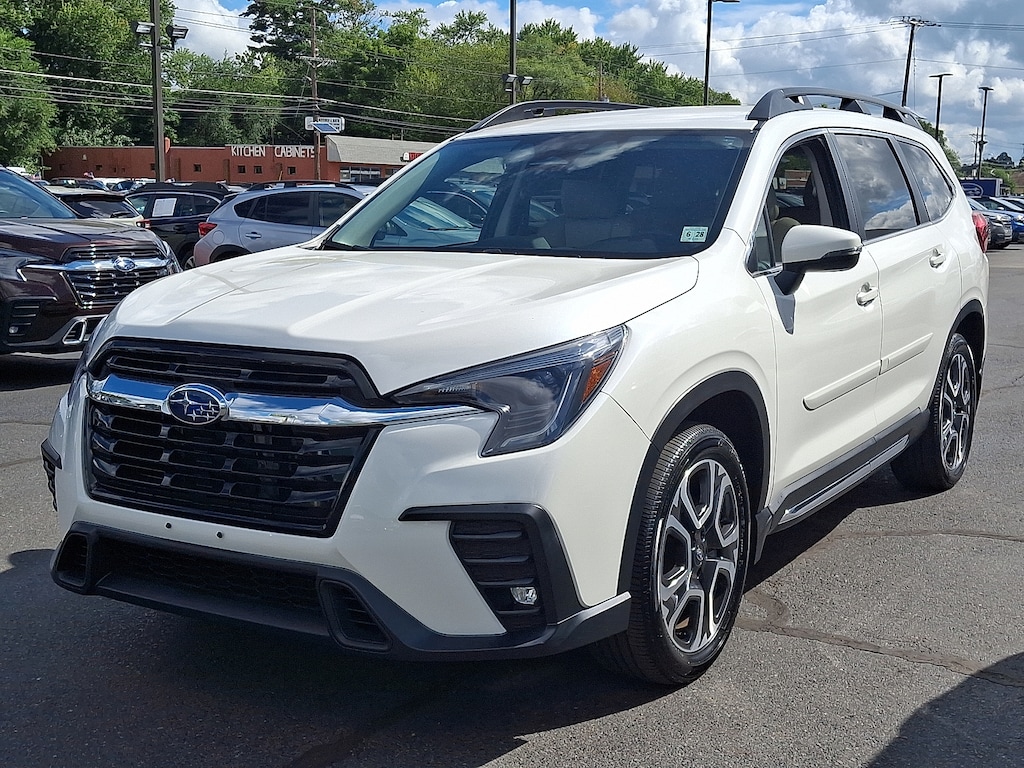 Certified 2023 Subaru Ascent Limited 8-Passenger Sport Utility