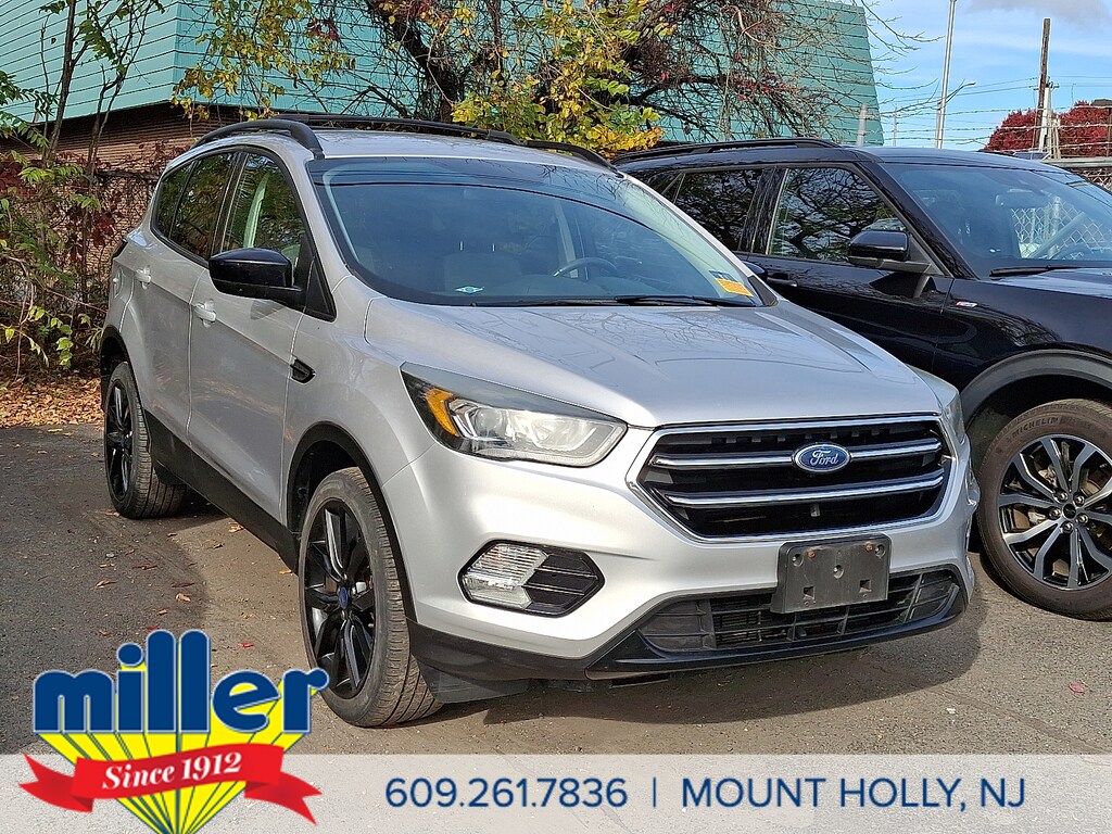 Used 2017 Ford Escape SE Sport Utility